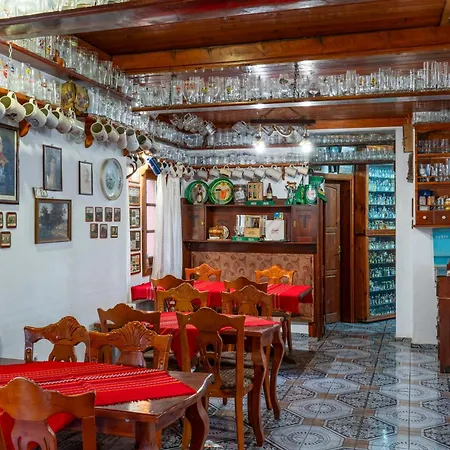 - щастливците