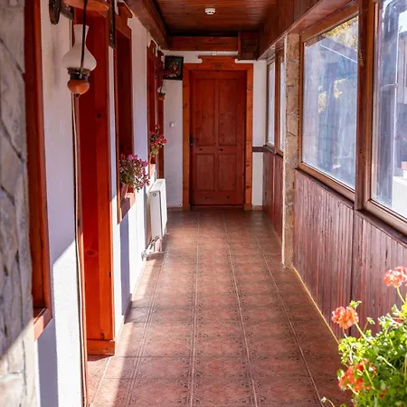 - щастливците Hotel 3*